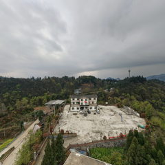 纳雍县董地乡青山村